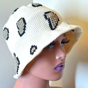 RSS handmade crochet bucket hat size S, leopard style embroidery